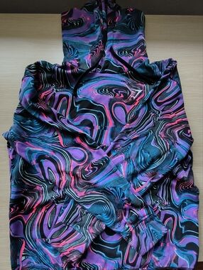 Gymshark Abstract Swirl Active Top in Black, Purple, Teal & Pink
